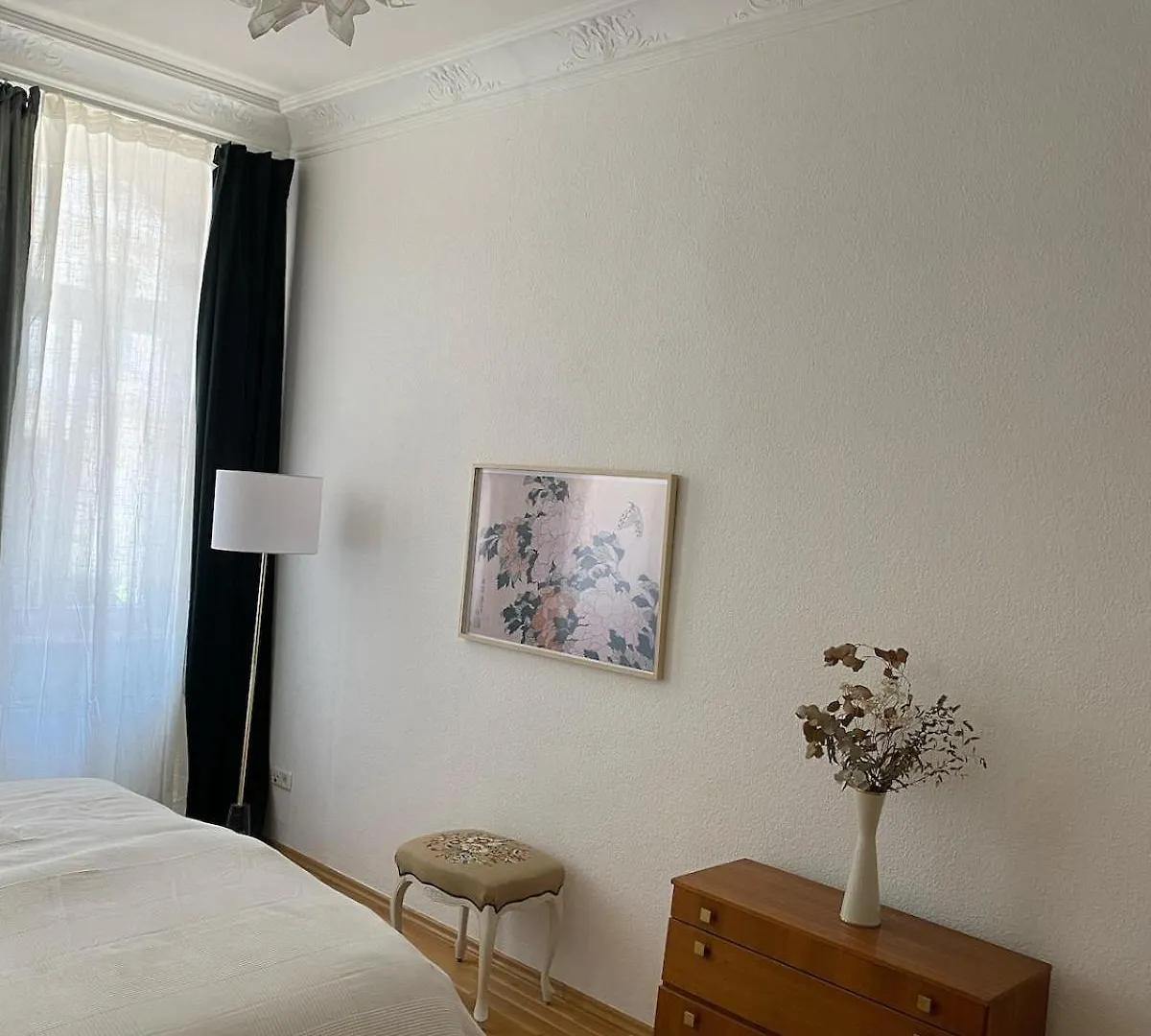 Apartment 2 Schlafzimmer Wohnung Fuer 5 Personen, Balkon, Hunde Willkommen Leipzig Germany