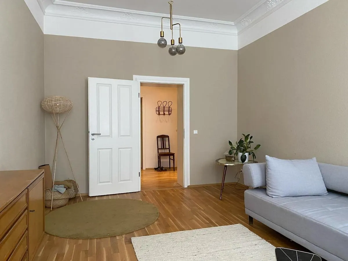 아파트 2 Schlafzimmer Wohnung Fuer 5 Personen, Balkon, Hunde Willkommen 라이프치히
